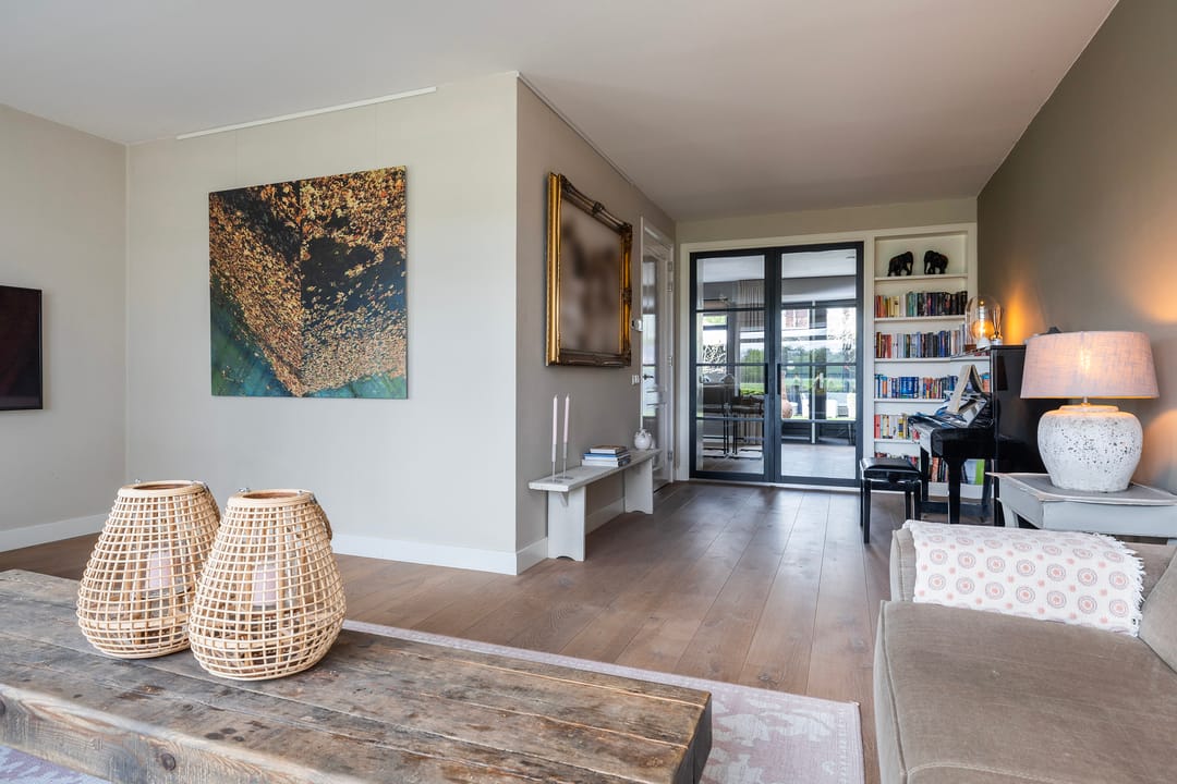 Semi-Detached Home with Panoramic Views of Protected Nature Reserve — 13