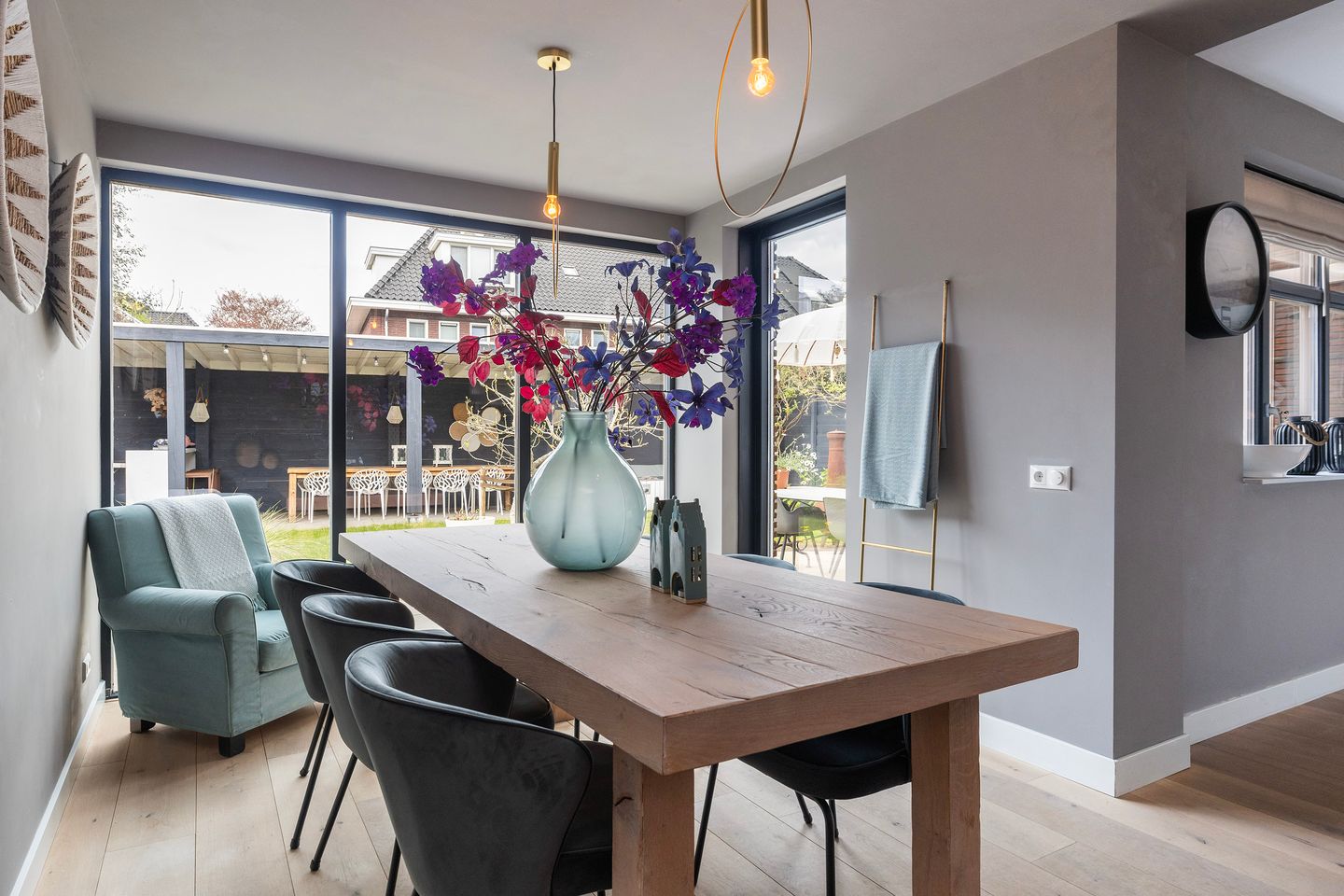Semi-Detached Home with Panoramic Views of Protected Nature Reserve — 25