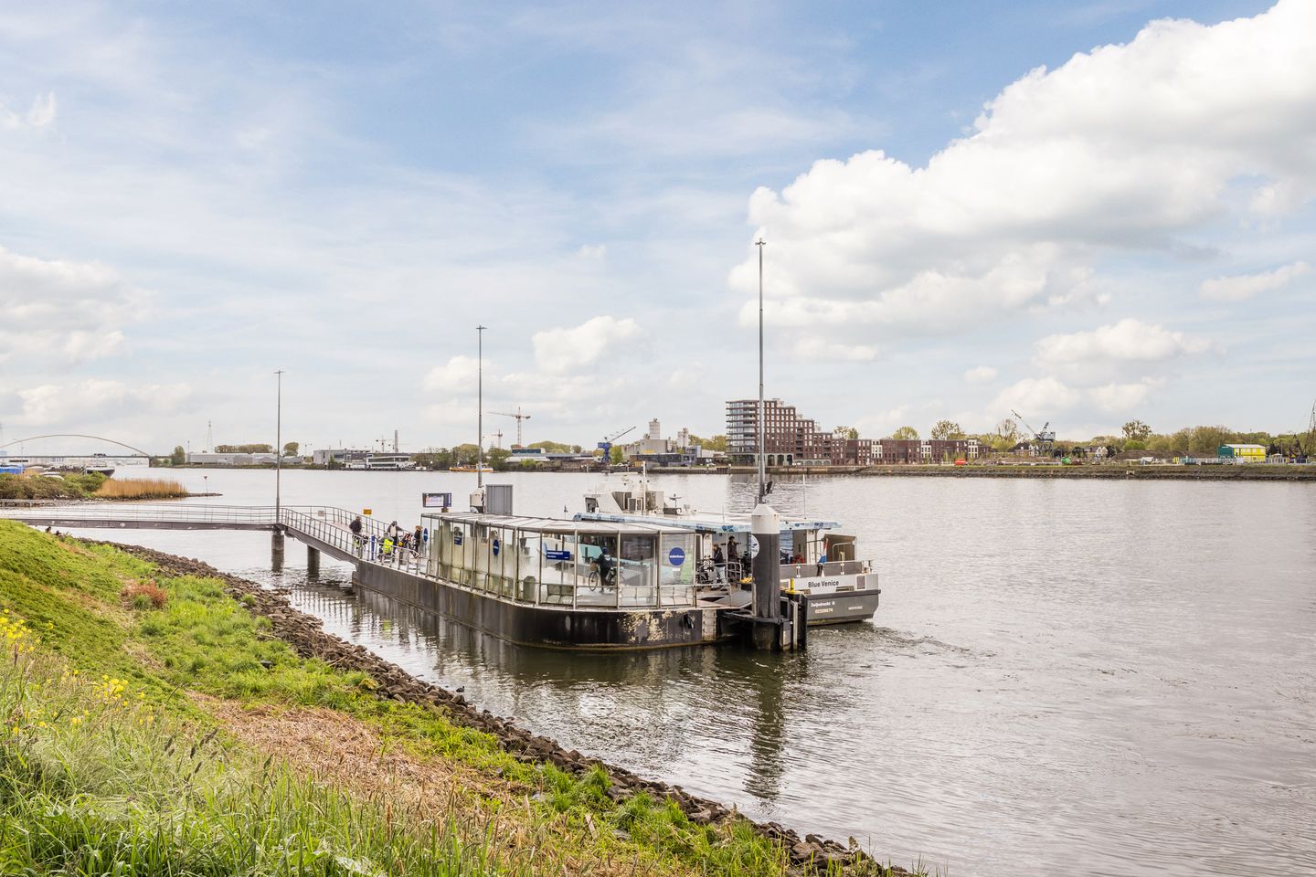 Photo 35 of Veerdam 107