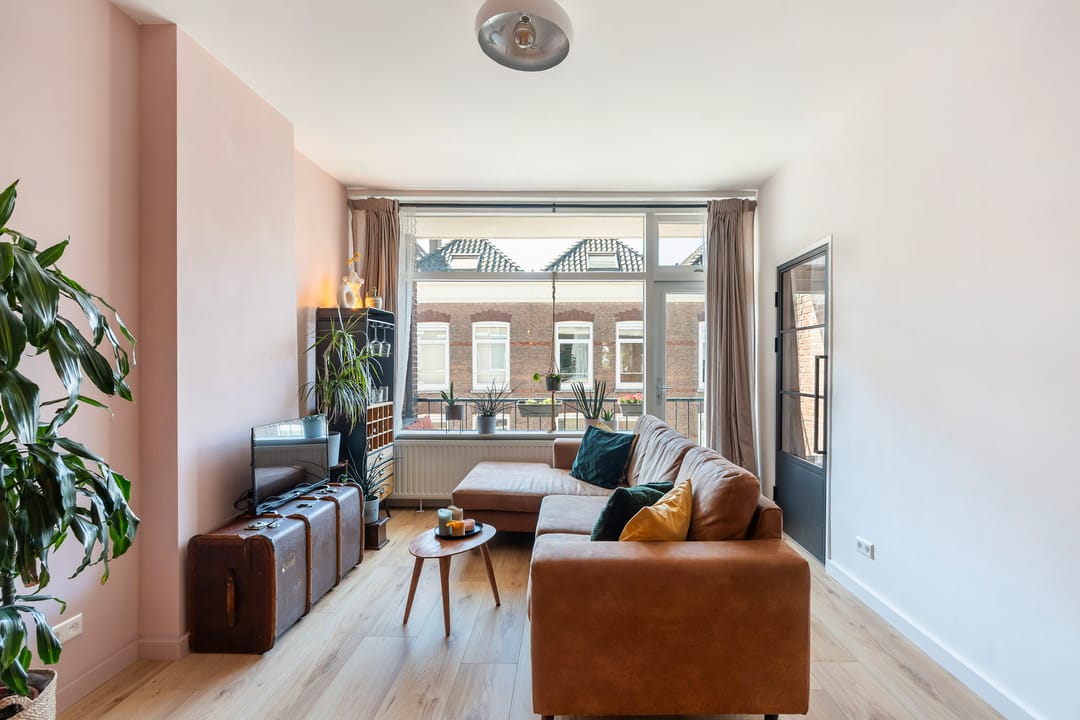 Photo 1 of Agniesestraat 9-C