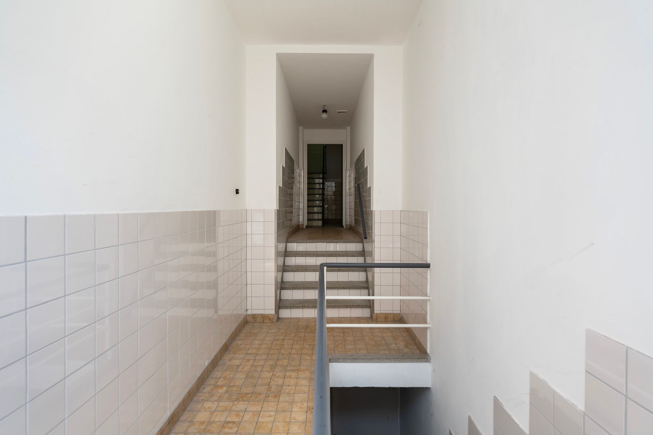 Photo 30 of Agniesestraat 9-C