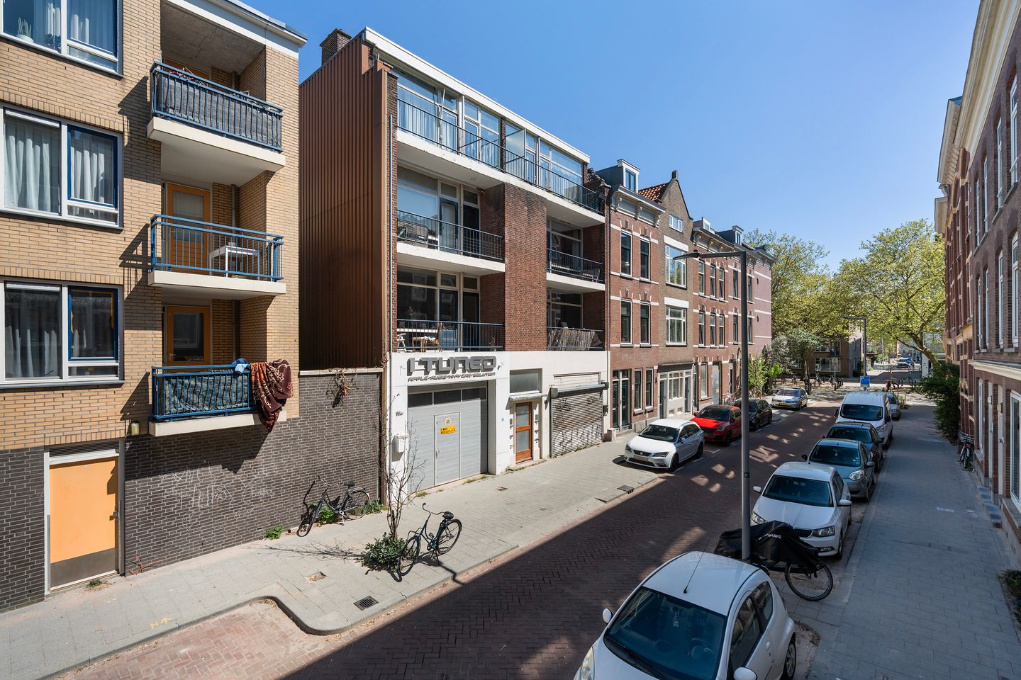 Photo 34 of Agniesestraat 9-C