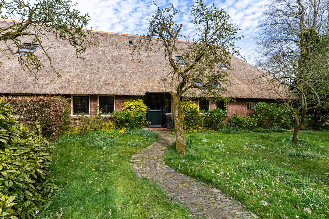 Photo 1 of Zwienhemsdijk 4-A