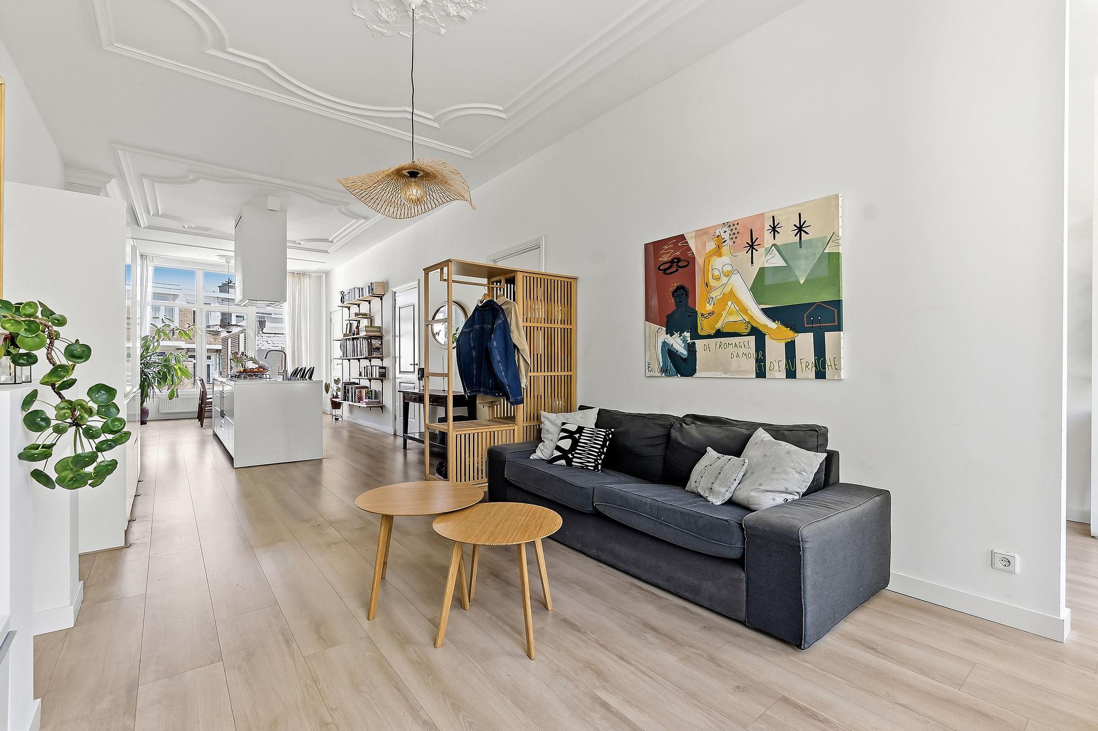 Charming Renovated Apartment in Sought-After Regentessekwartier — 12