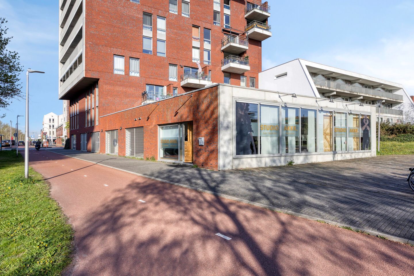 View photo 1 of Raaigras 2