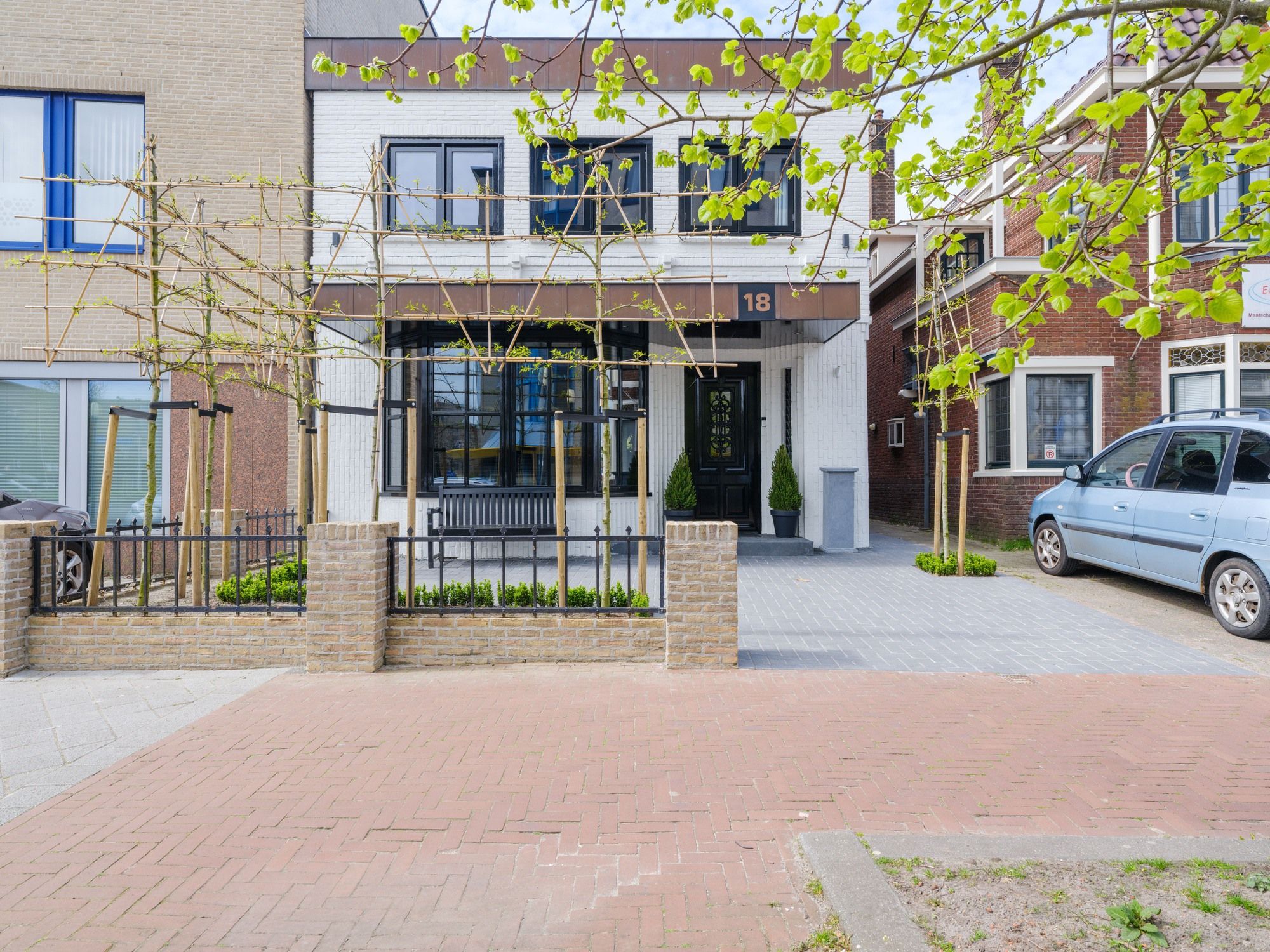 Burgemeester Wuiteweg 18 