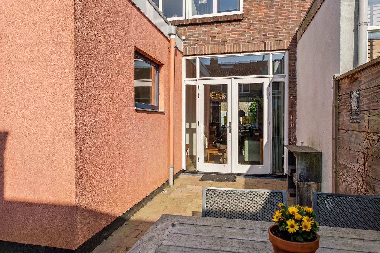 Foto 25 van St.-Winfridusstraat 14