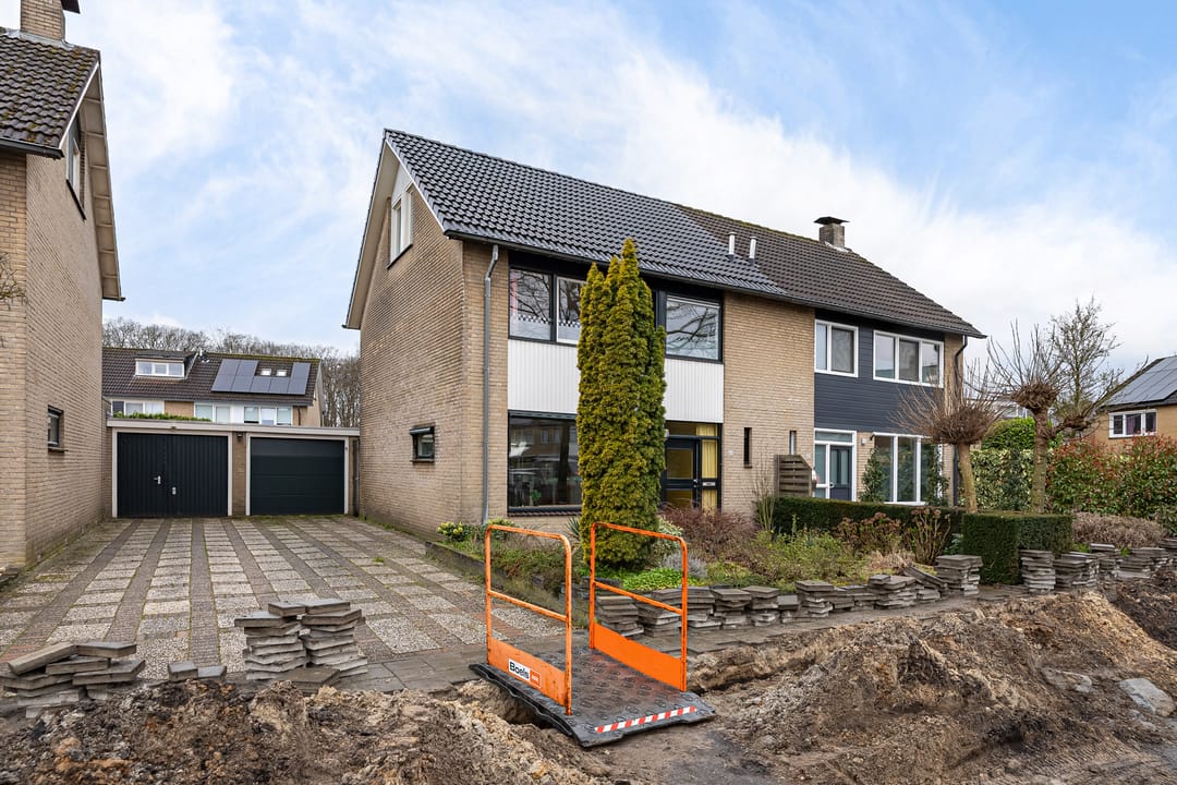 Photo 1 of Schubertstraat 25