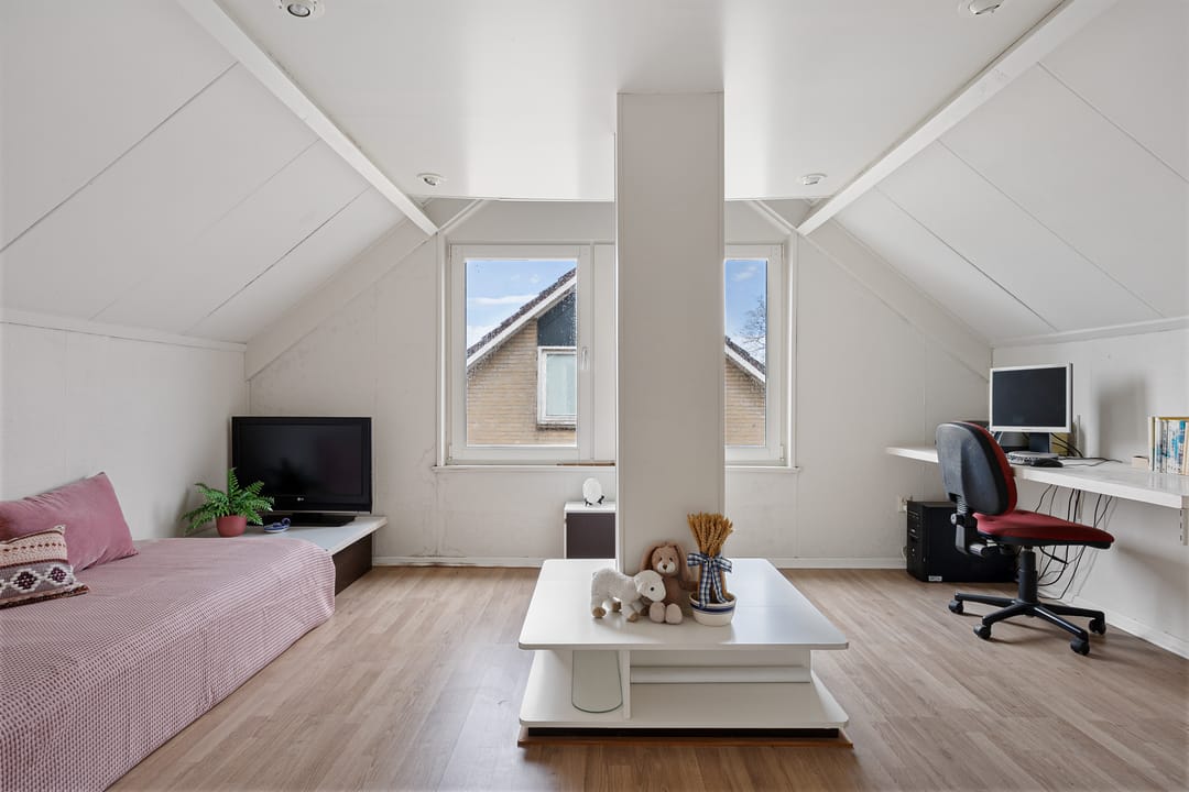 Photo 37 of Schubertstraat 25