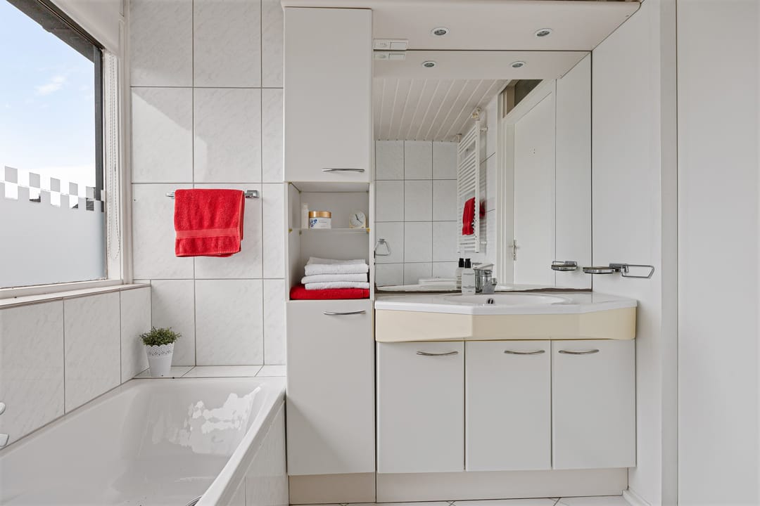 Photo 31 of Schubertstraat 25