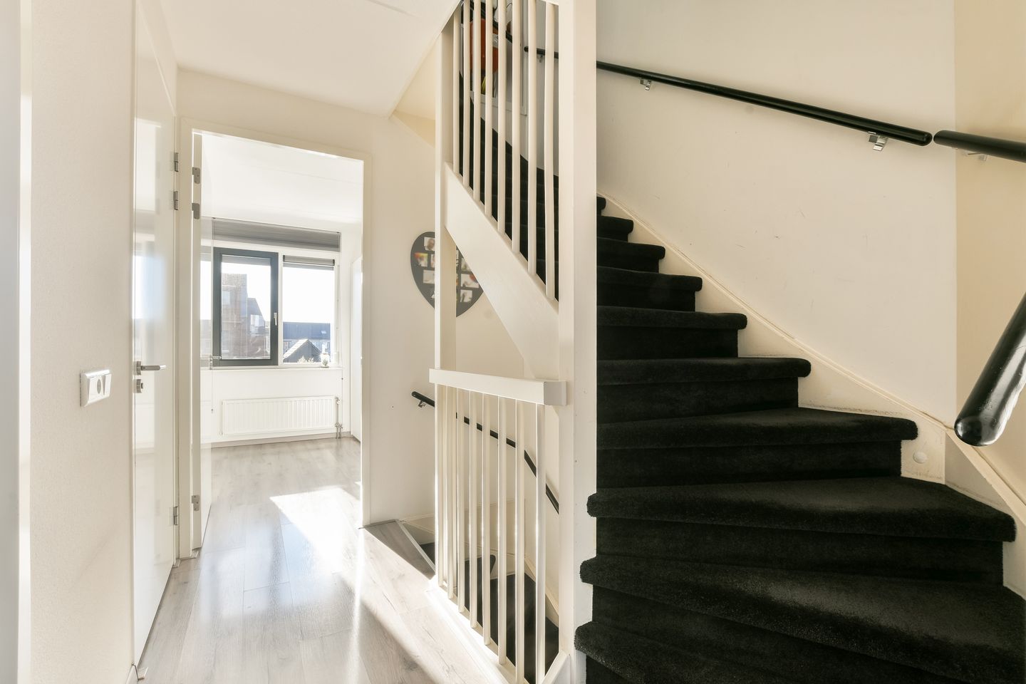 Spacious Five-Bedroom Family Home with Harbor Views — 19