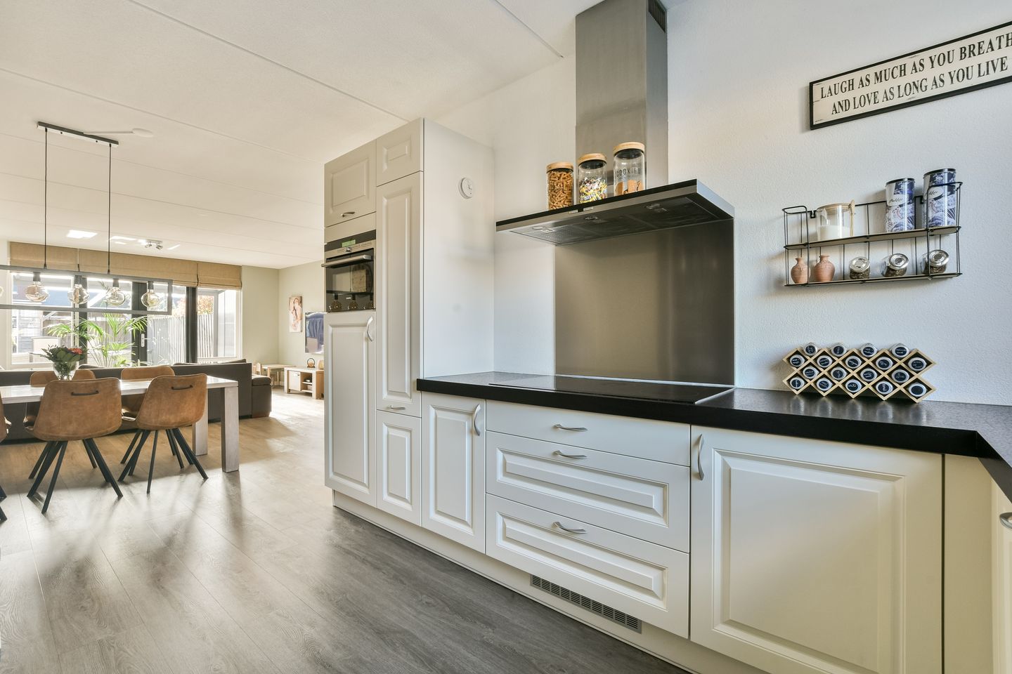 Spacious Five-Bedroom Family Home with Harbor Views — 14