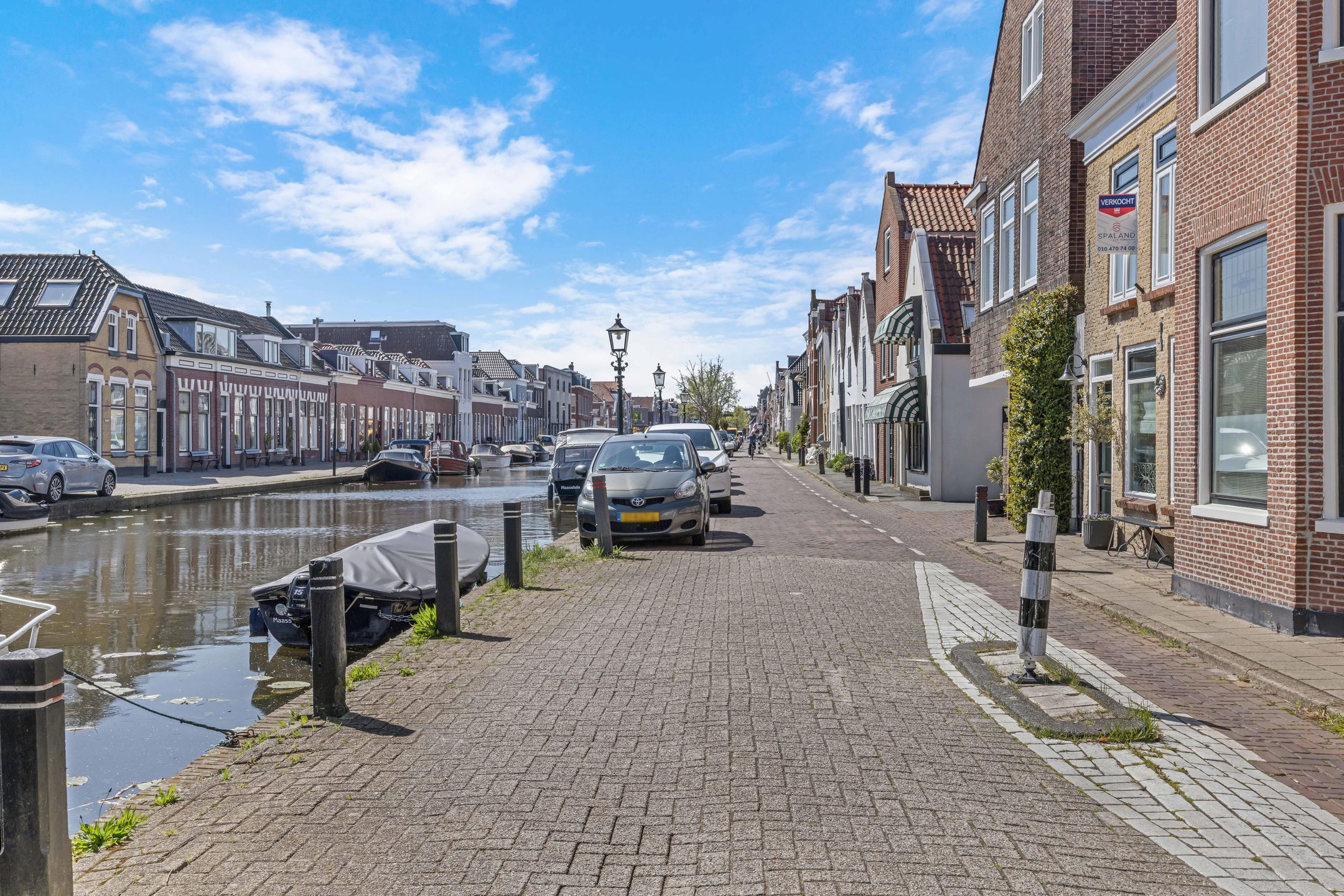 Atmospheric Monumental Canal House with Rooftop Terrace — 36