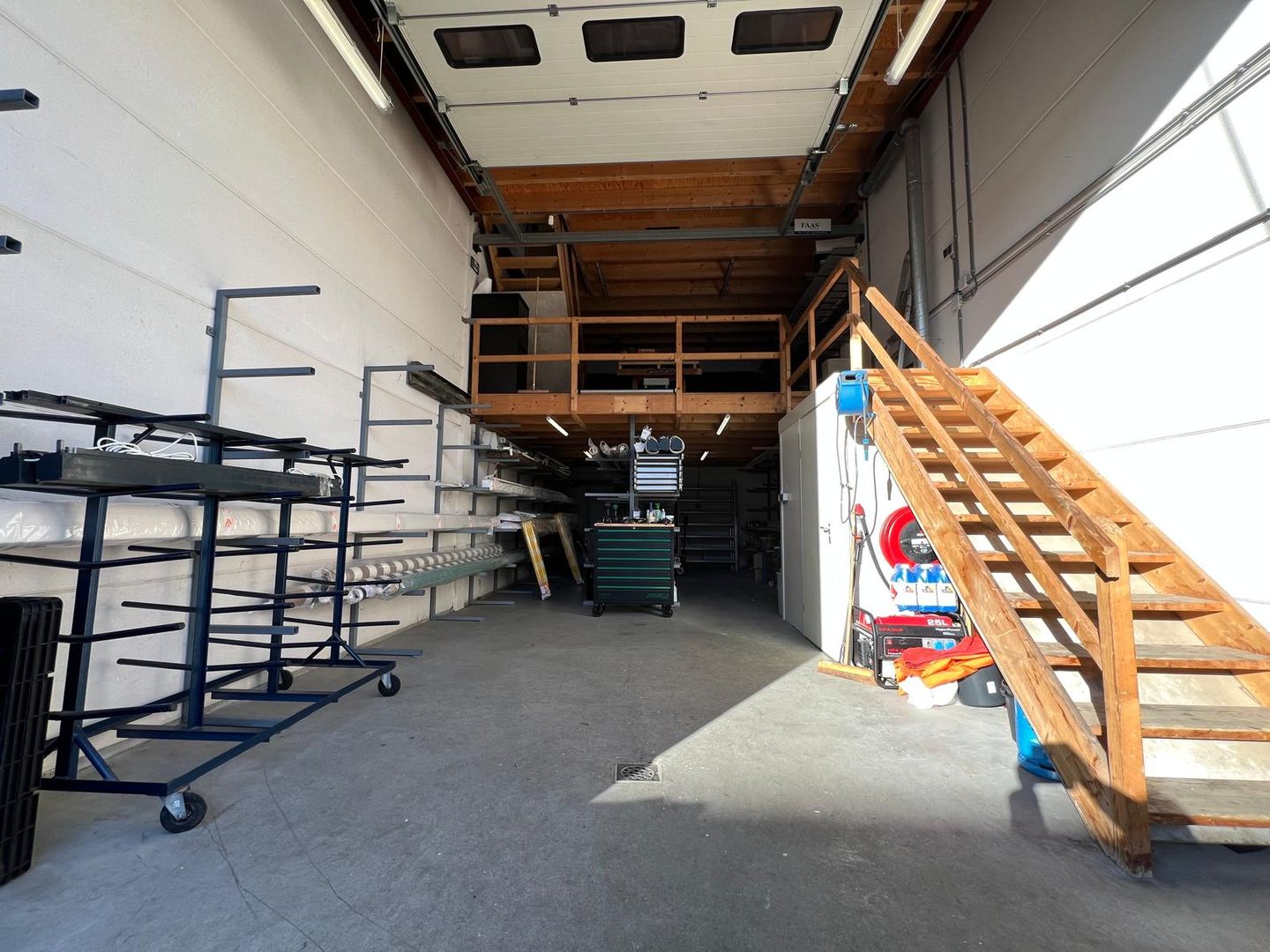 Bekijk foto 3 van Aventurijn 838