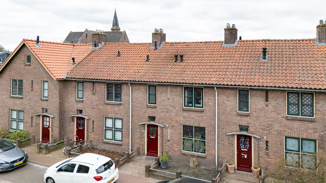 Foto 1 van van Eijbergenstraat 18