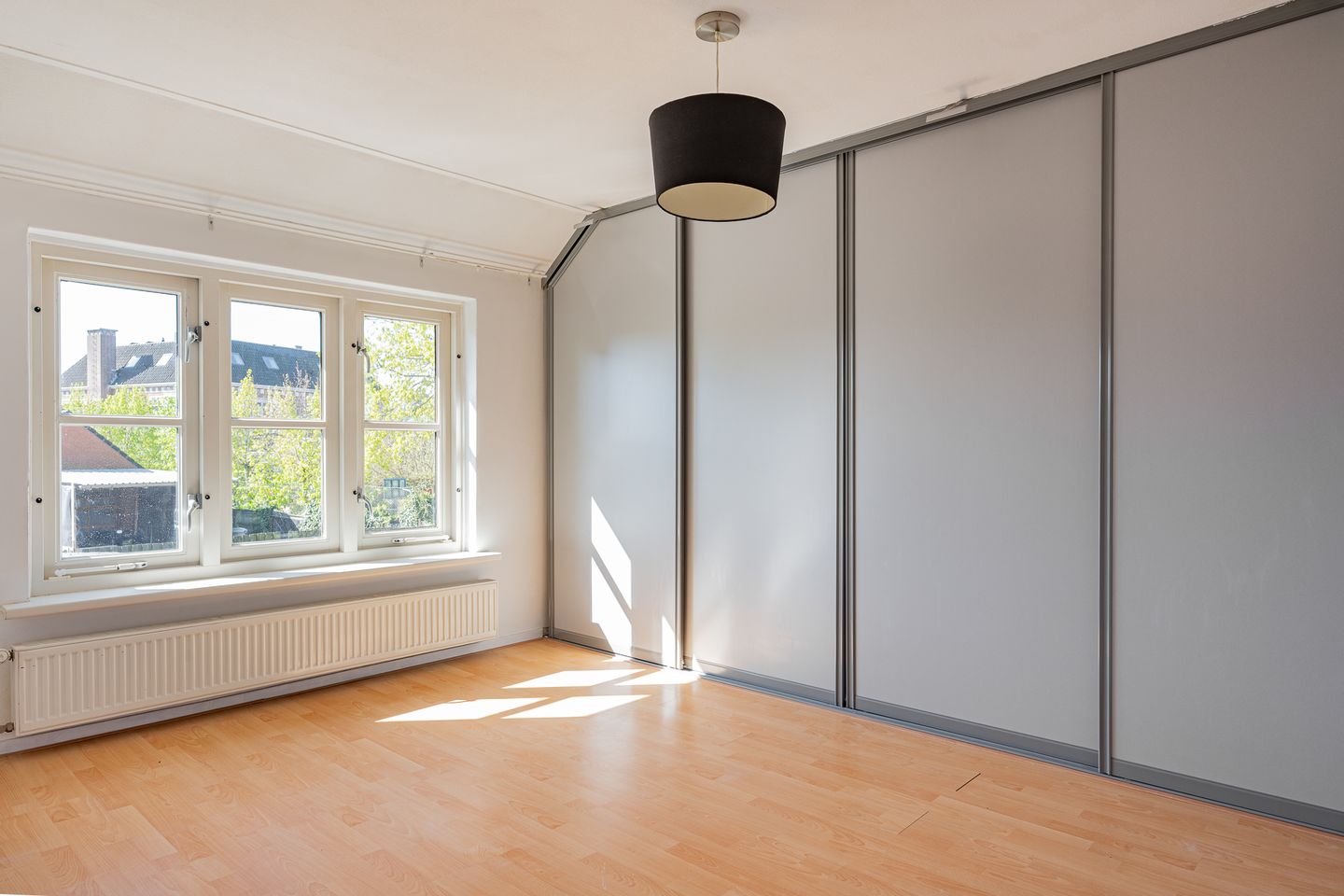 Foto 25 van van Eijbergenstraat 18