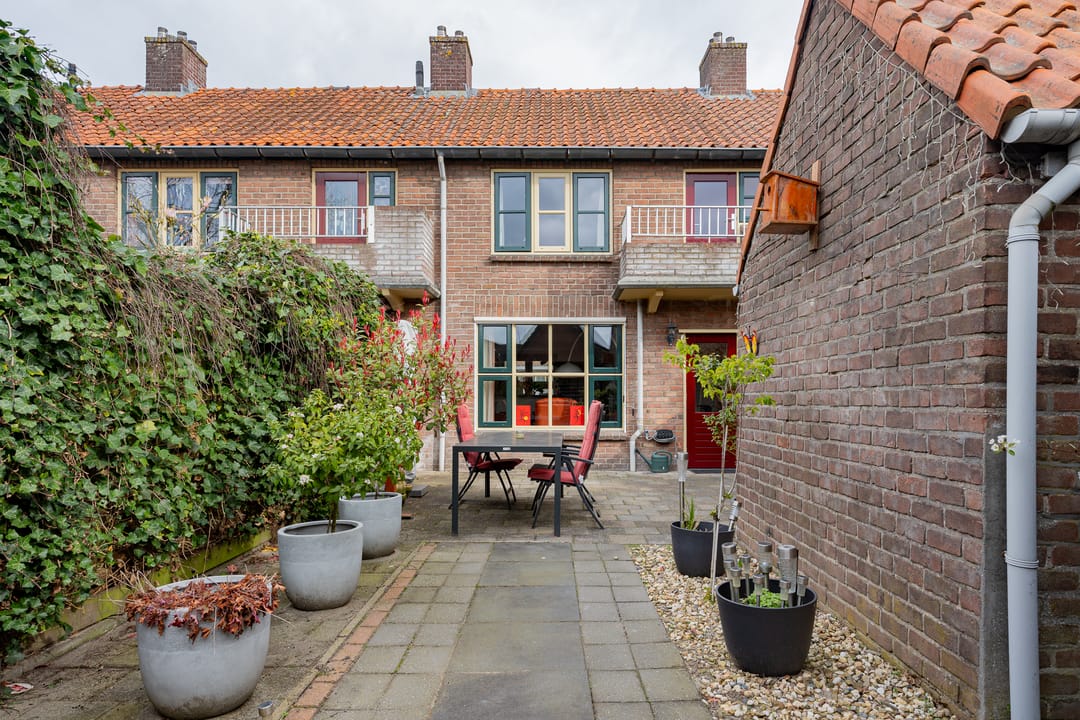 Foto 37 van van Eijbergenstraat 18