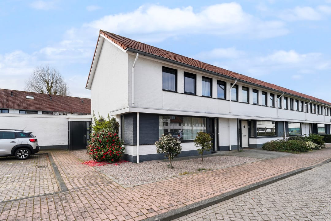 Photo 1 of Willem Alexanderhof 37