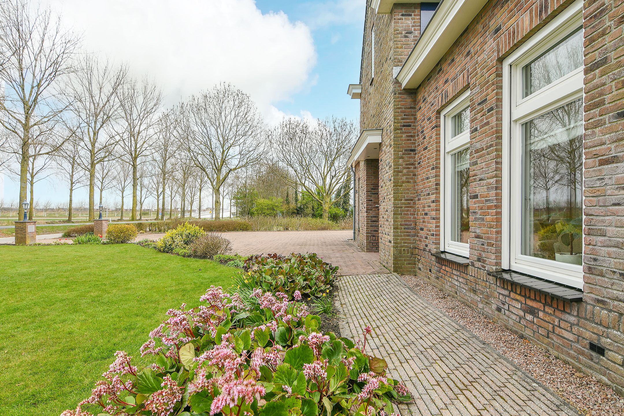 Photo 3 of Hoofdweg 1050