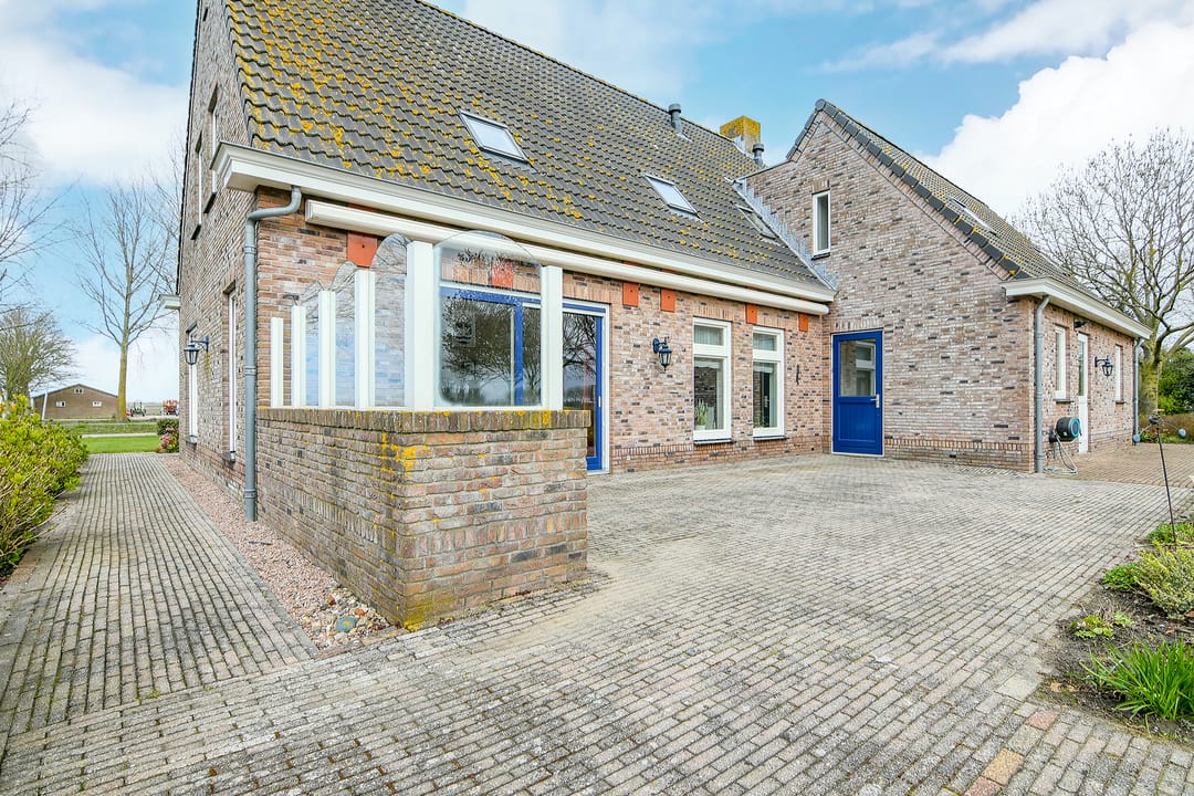 Photo 8 of Hoofdweg 1050