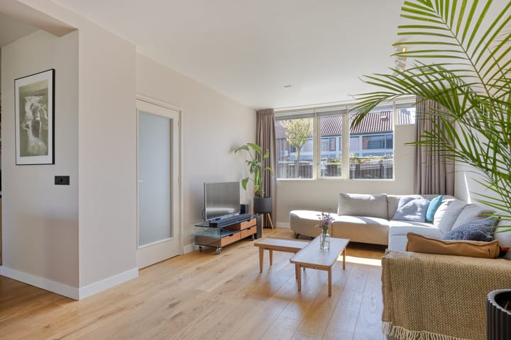 Foto 4 van Frans Erensstraat 1