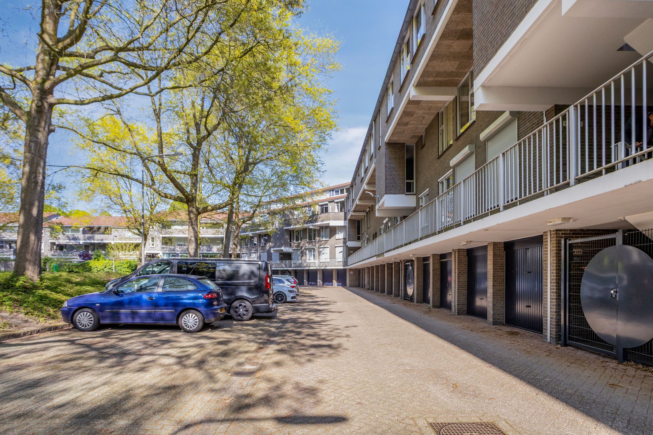 Photo 27 of Wethouder van Eschstraat 99