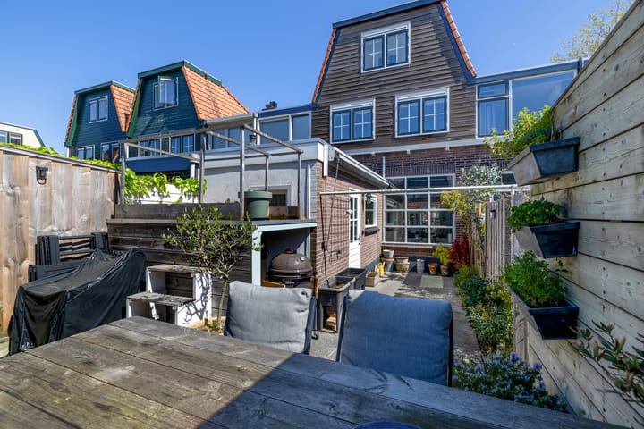 Photo 4 of Alexanderstraat 9