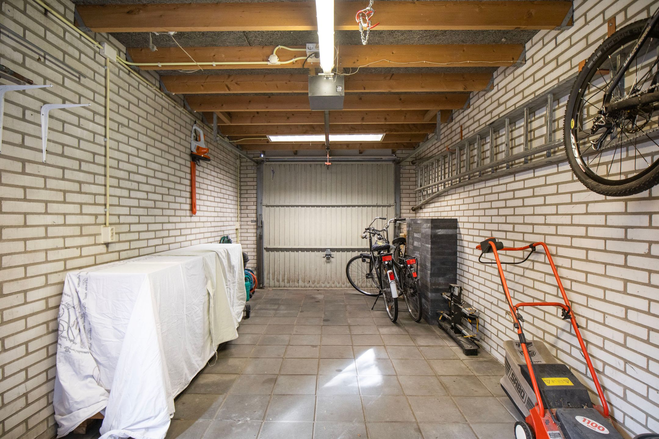 Photo 39 of D'Hondecoeterstraat 12