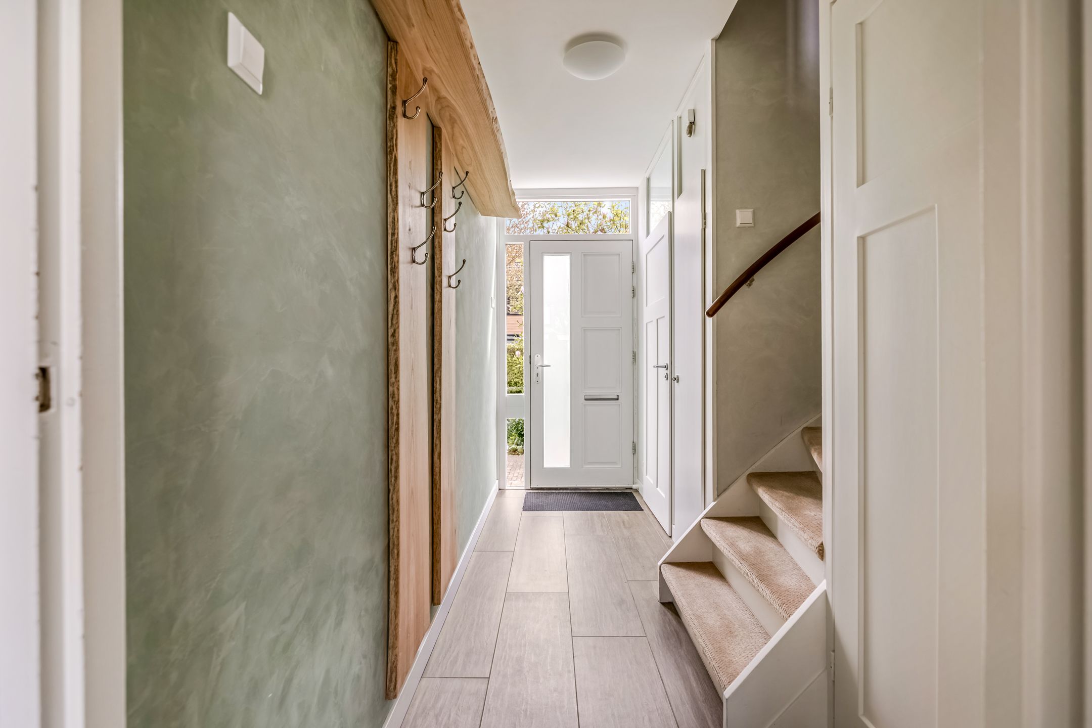 Photo 9 of Jacob van Ruysdaelstraat 10