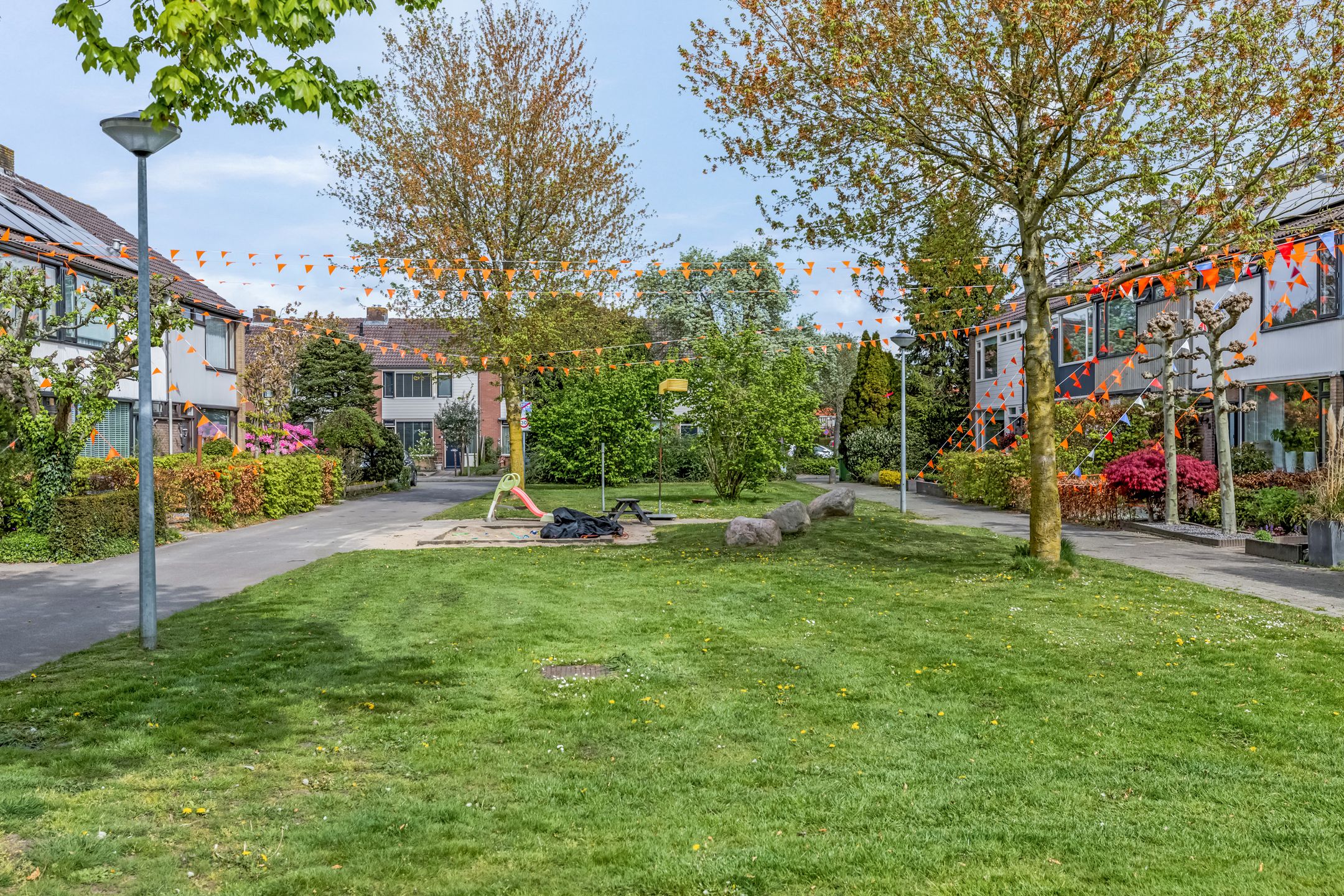 Photo 36 of Jacob van Ruysdaelstraat 10