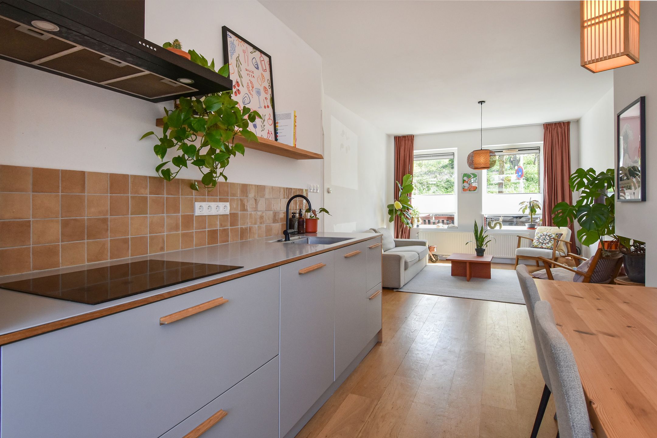 Foto 15 van Tholensestraat 43