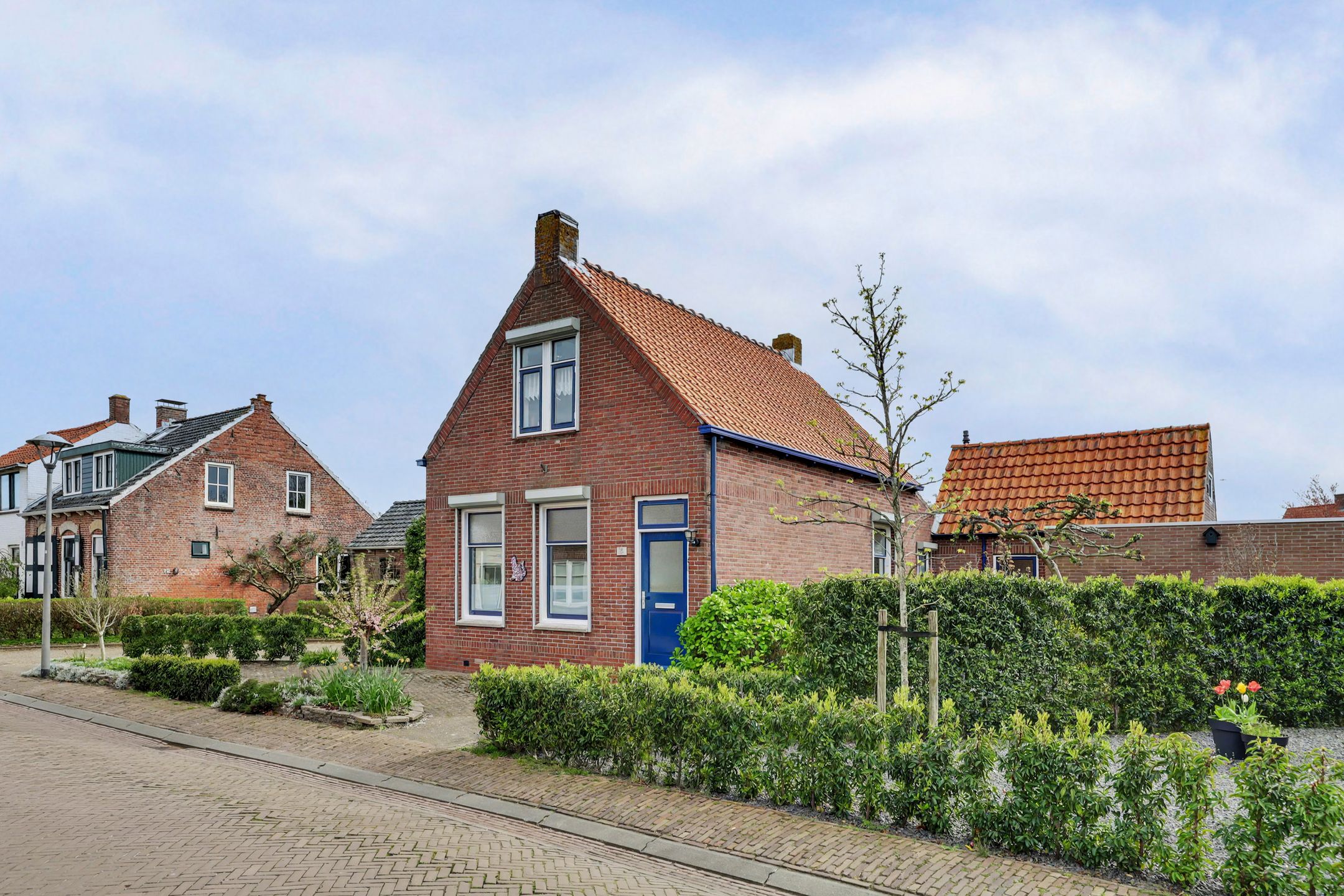 Dorpsstraat 16 
