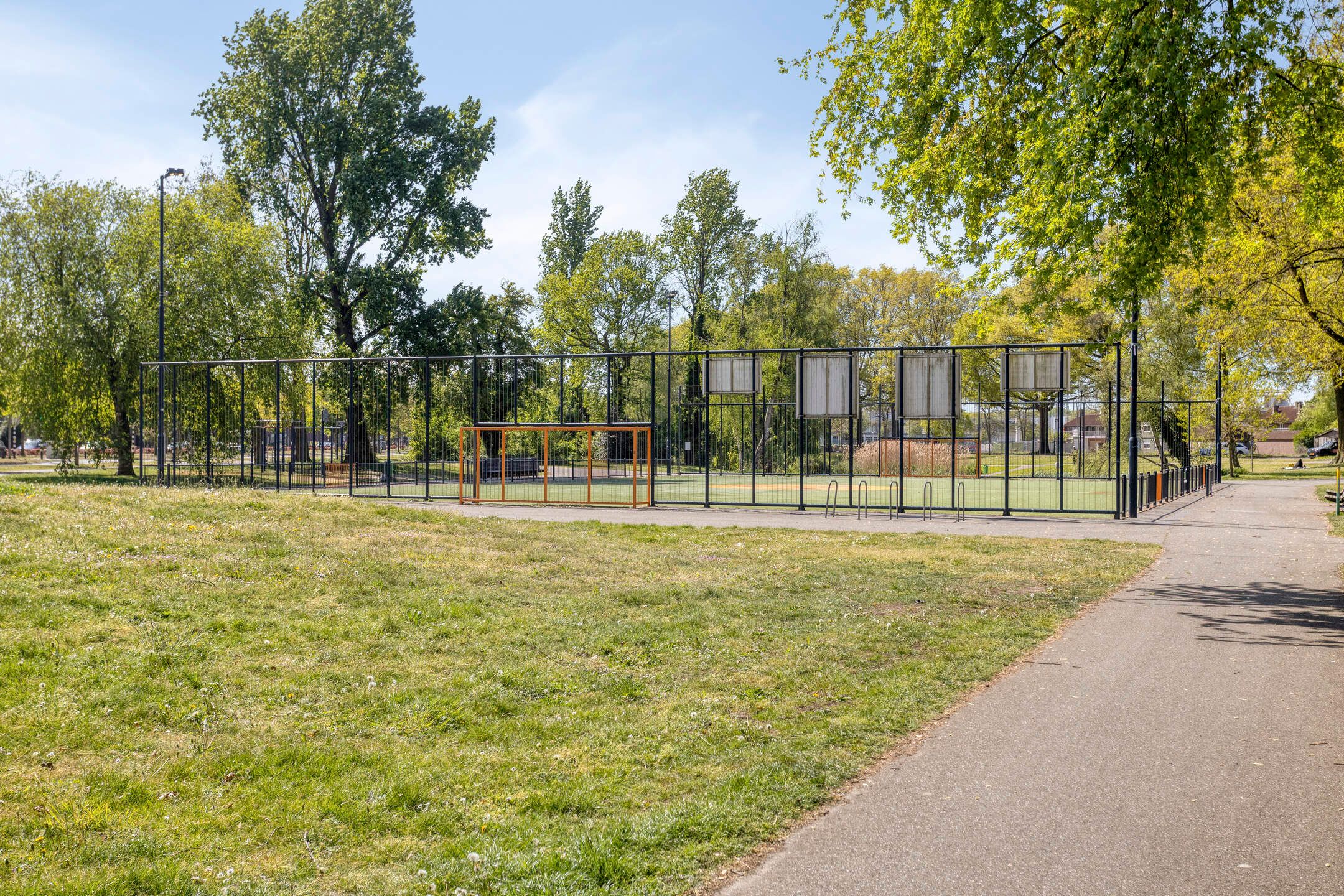 Photo 24 of Berghemseweg 176