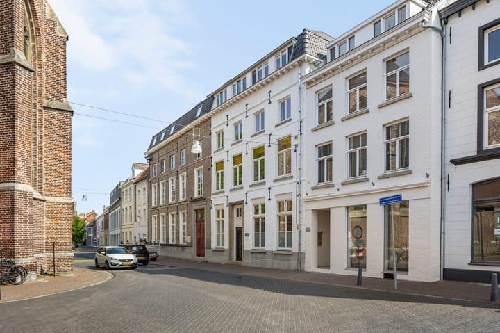 Foto 3 van Minderbroedersstraat 13