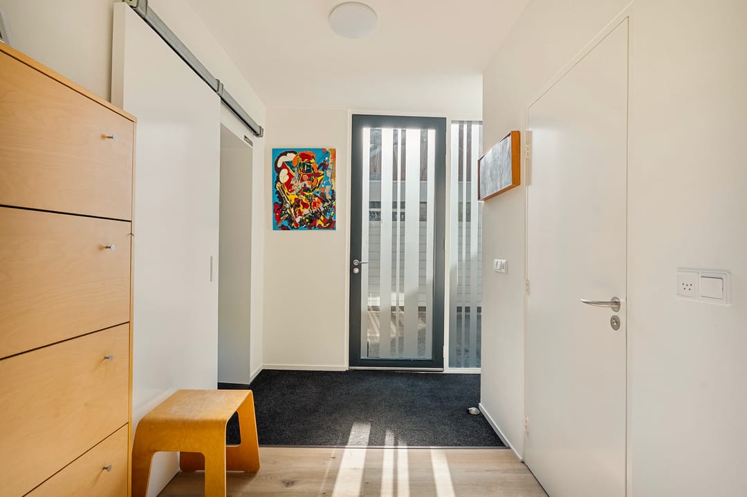 Photo 8 of de Ruyterstraat 17