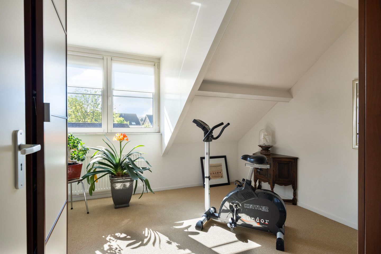 Spacious Maisonnette in Quiet Courtyard with Private Parking — 14