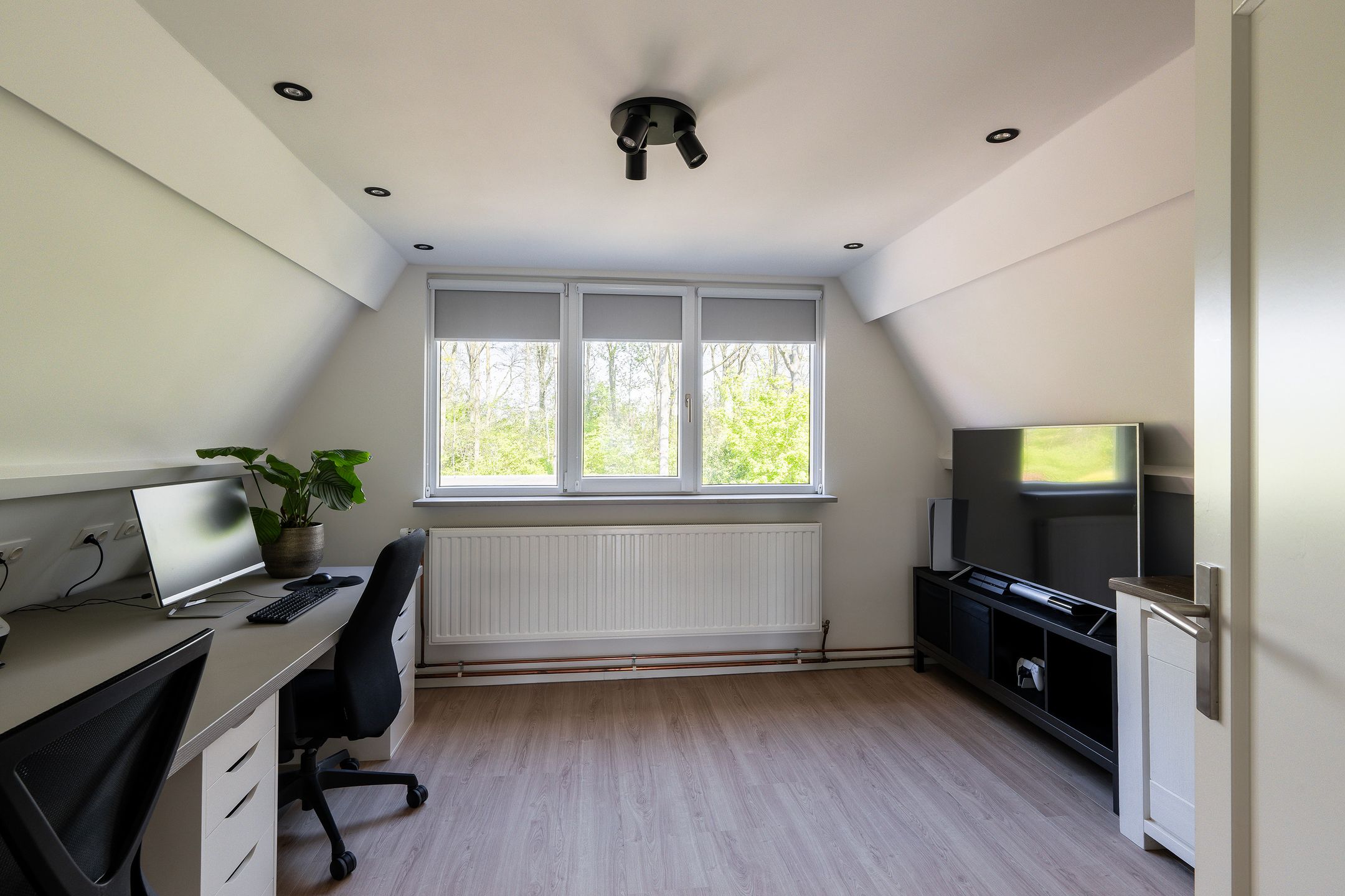 Photo 30 of Kreeftenstraat 32