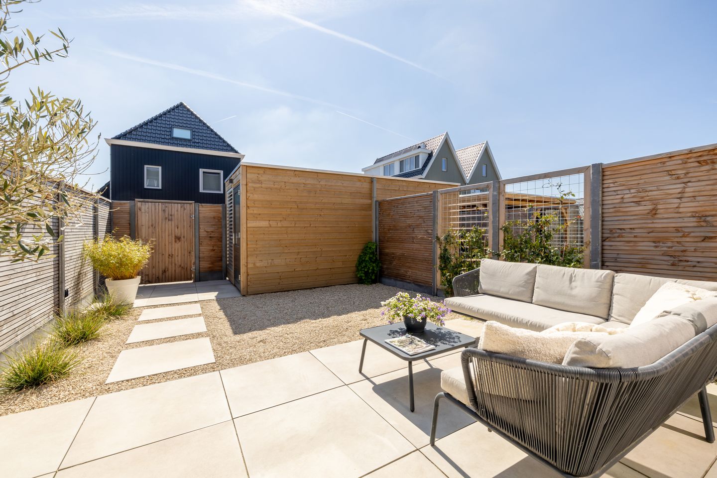 Newly Built Modern Terraced Home with Premium Finishes in Oosthuizen — 35
