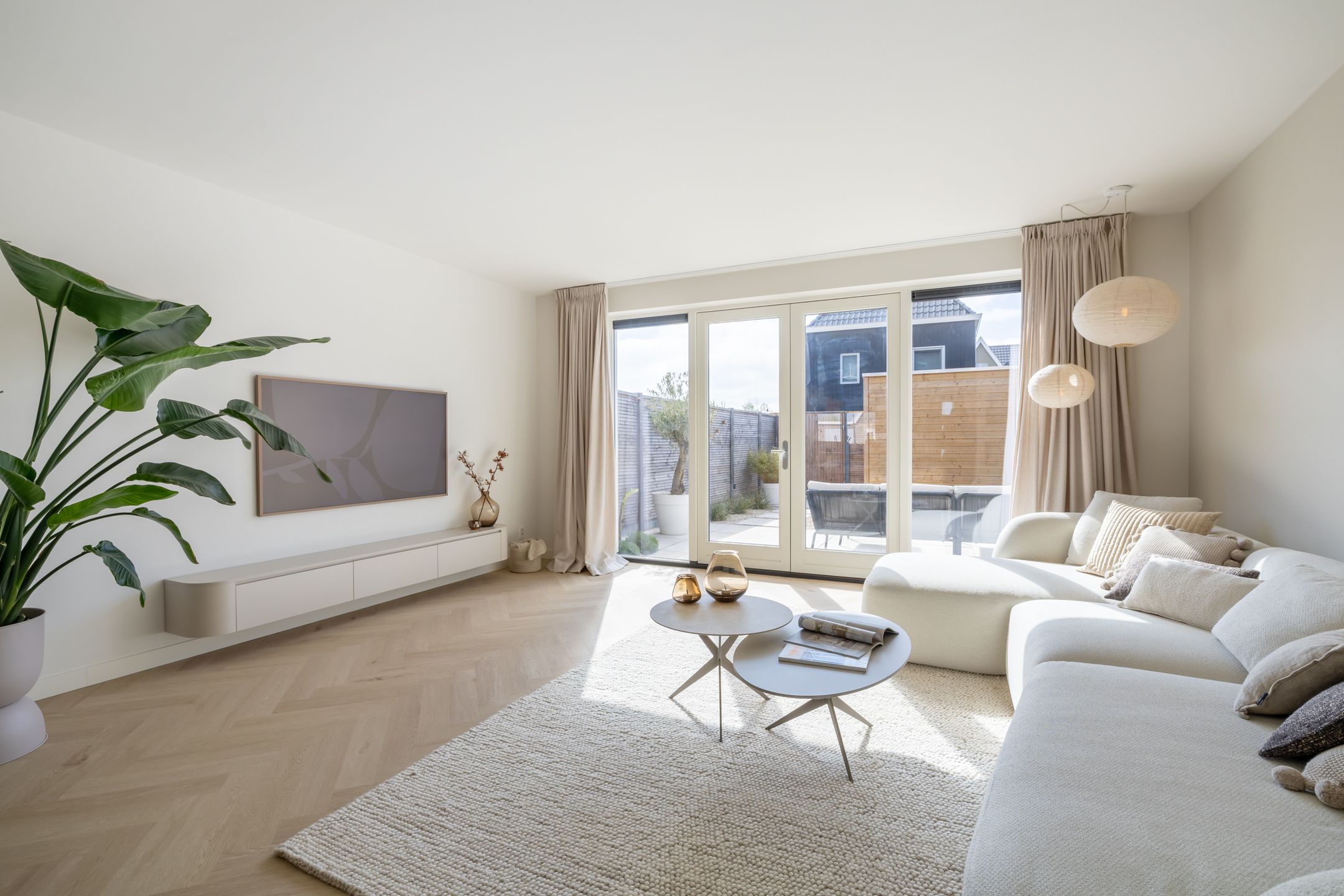 Newly Built Modern Terraced Home with Premium Finishes in Oosthuizen — 12
