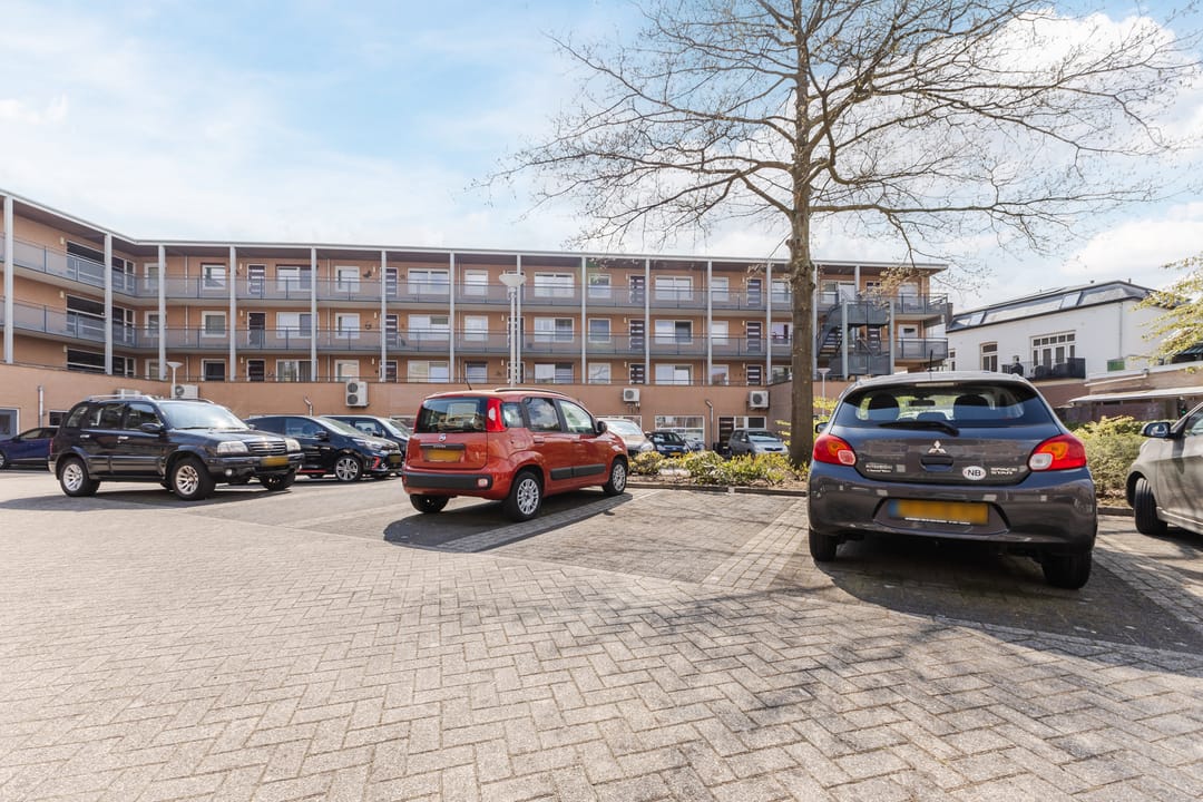 Photo 38 of Wielstraat 86
