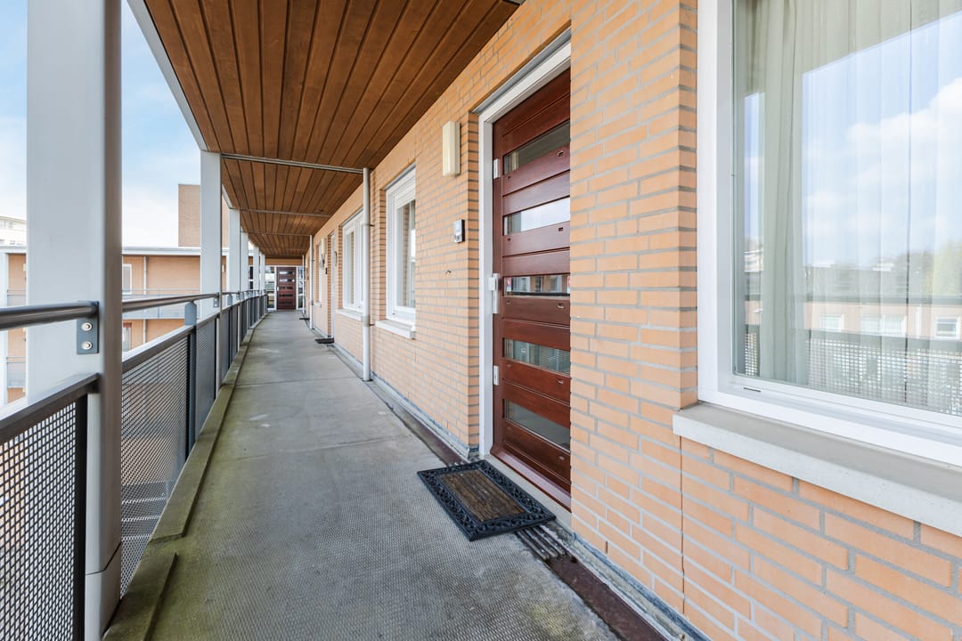 Photo 11 of Wielstraat 86