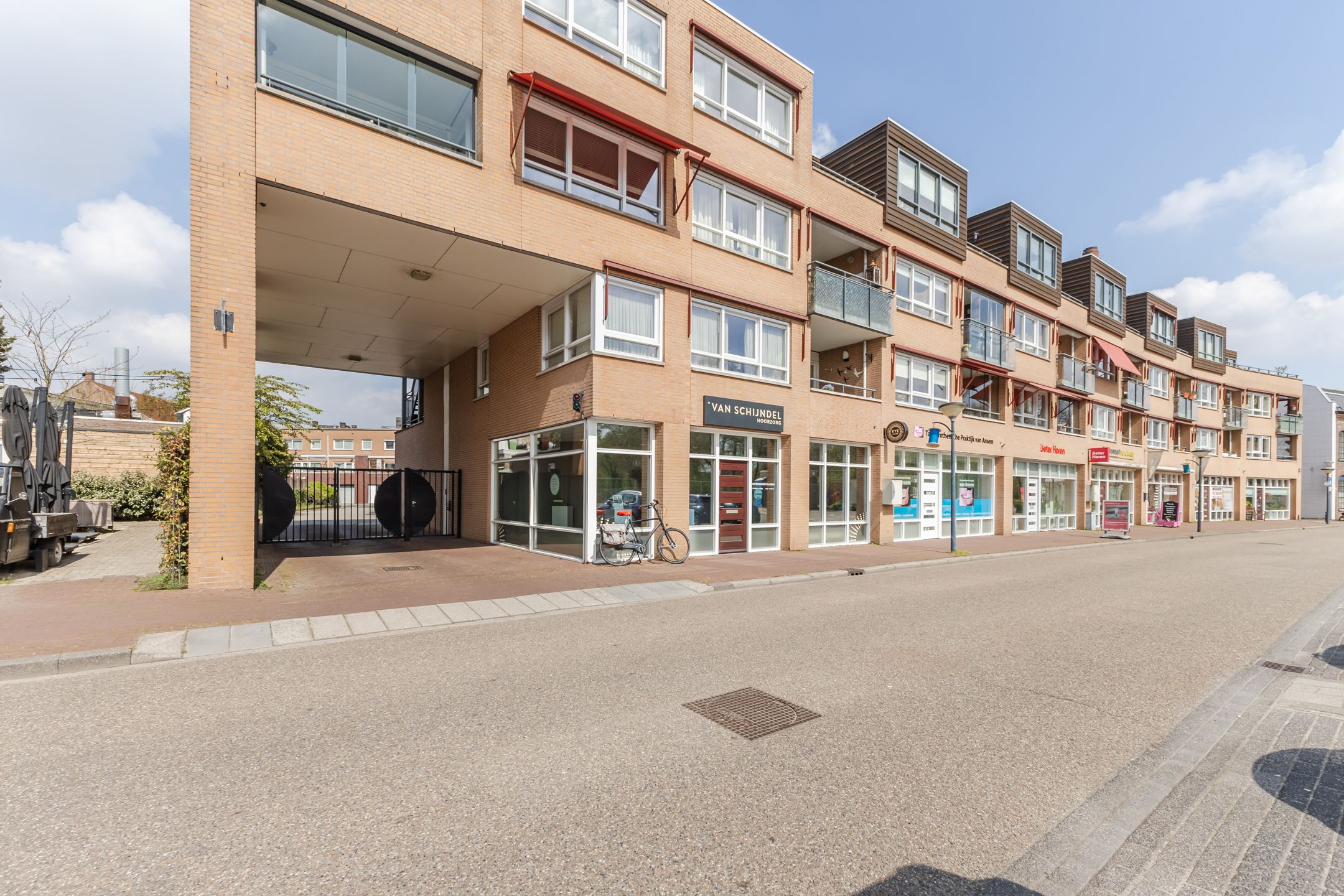 Photo 39 of Wielstraat 86