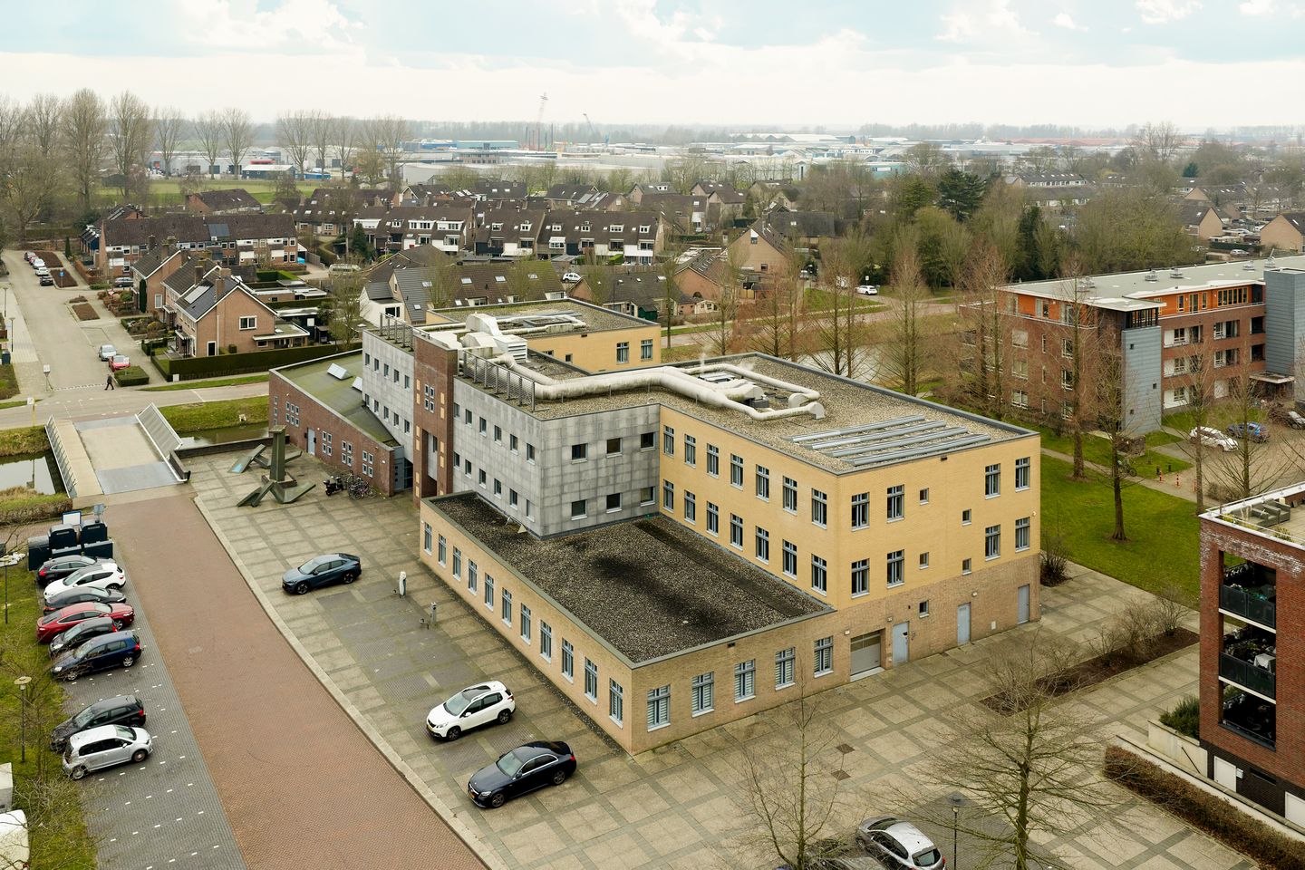 View photo 4 of Raadhuisplein 1-1