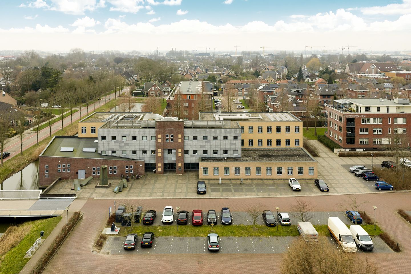 View photo 5 of Raadhuisplein 1-1