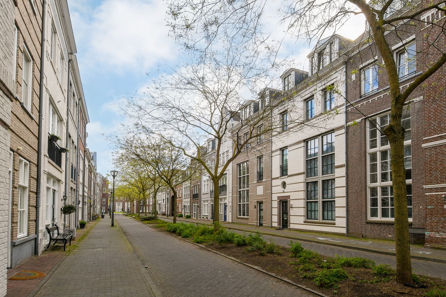 Foto 44 van Laan door de Veste 55