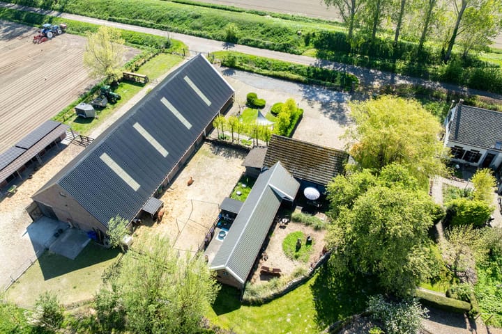 Photo 2 of Zandplaatweg 6