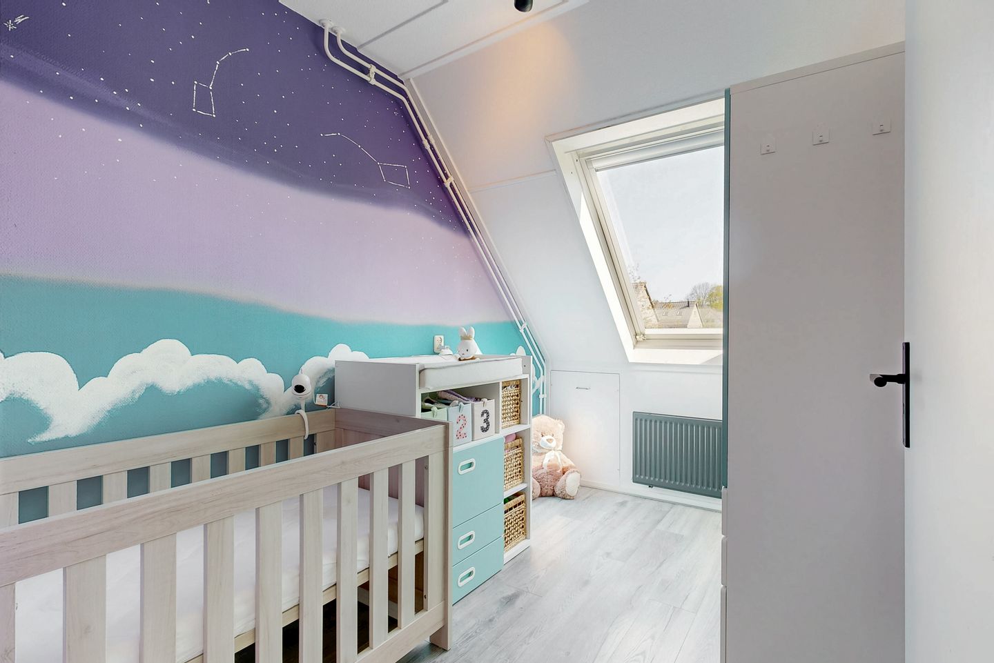 Spacious terraced home with sunny west-facing garden in quiet Abbekerk — 20