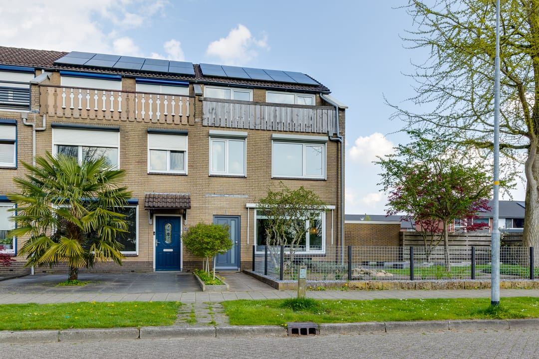 Photo 2 of Wentholtstraat 55