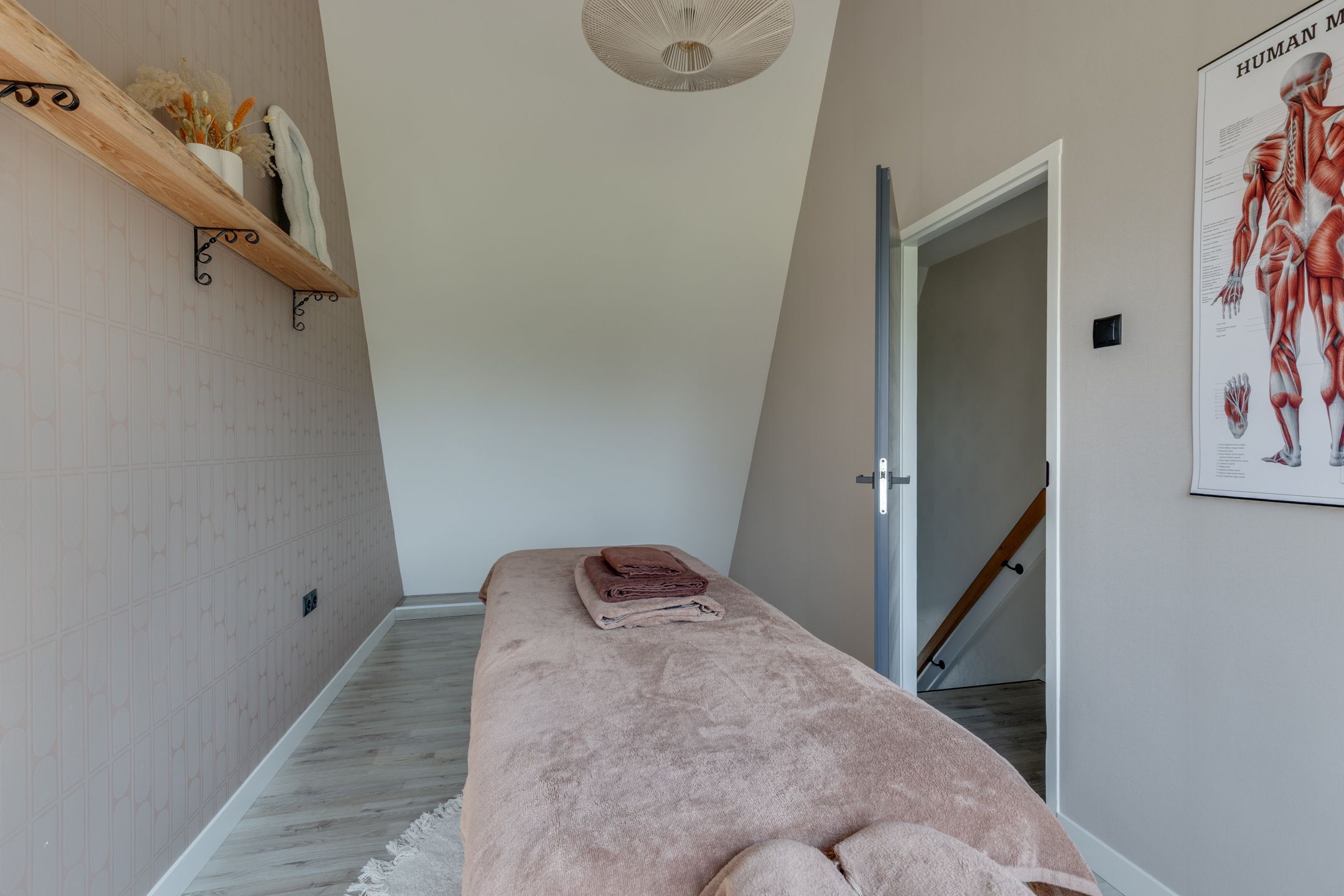 Photo 42 of Wentholtstraat 55
