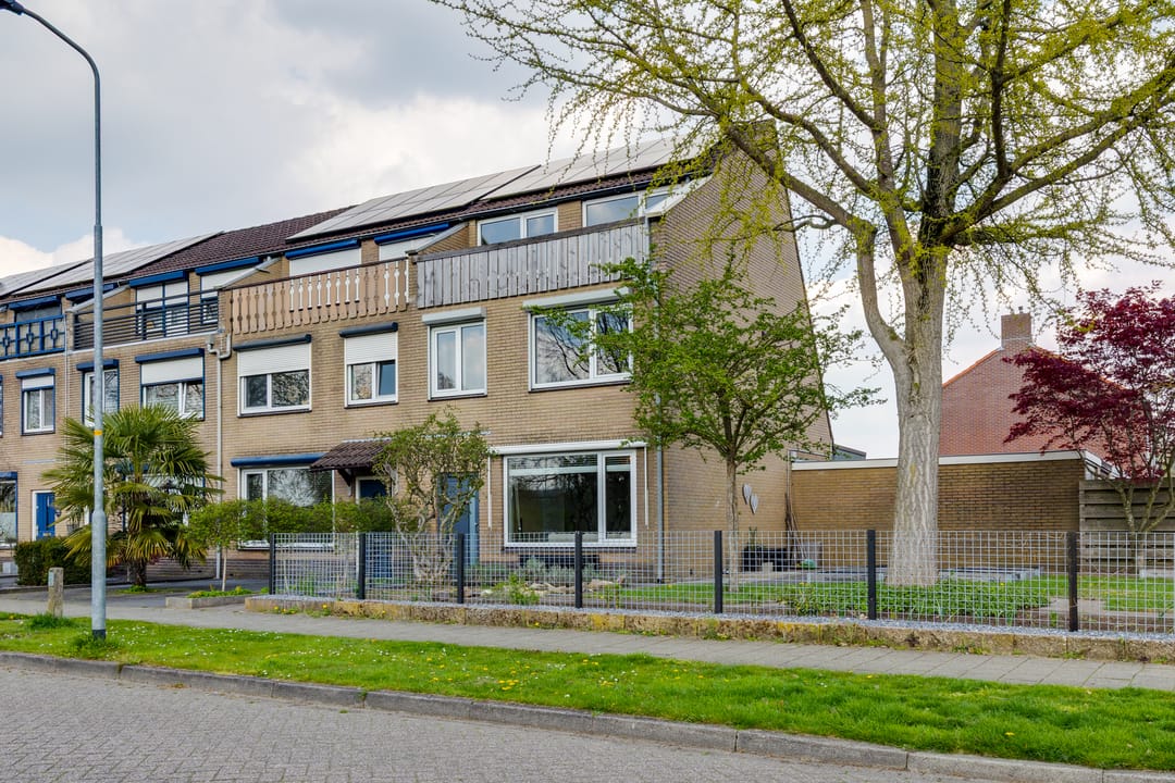 Photo 1 of Wentholtstraat 55